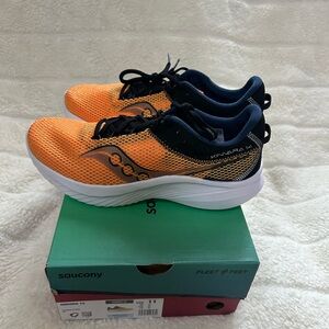 Saucony Kinvara 14 Finesse Flame Running Shoes Sneakers Orange Comfort Mens 11